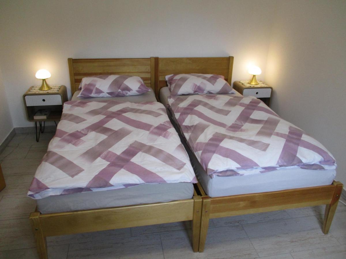 Apartma Elizabeth Apartment Srpenica Exterior photo